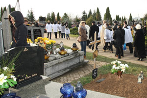 Listopad - miesi�c po�wi�cony pami�ci zmar�ych