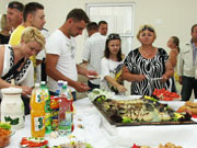 Parafia p.w. Bo�ego Cia�a w �om�y - Uroczyste otwarcie �wietlicy w Gie�czynie 2012.06.24