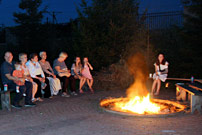 Parafia p.w. Bo�ego Cia�a w �om�y -
						     Ognisko i radosne �wi�towanie przy plebanii - 15 sierpnia 2021 r.