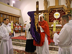 Parafia p.w. Bo�ego Cia�a w �om�y - 2015.04.03 Liturgia M�ki Pa�skiej