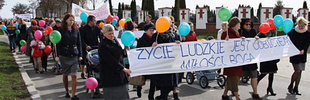 Parafia p.w. Bo�ego Cia�a w �om�y - Marsz dla �ycia i Rodziny