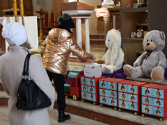 Parafia p.w. Bo�ego Cia�a w �om�y, 5 grudnia 2021 r. prezenty miko�ajkowe