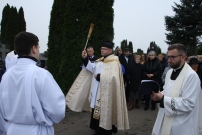 Uroczysto�� Wszystkich �wi�tych, procesja na cmentarzu - 2022.11.01