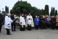 Uroczysto�� Wszystkich �wi�tych, procesja na cmentarzu - 2022.11.01